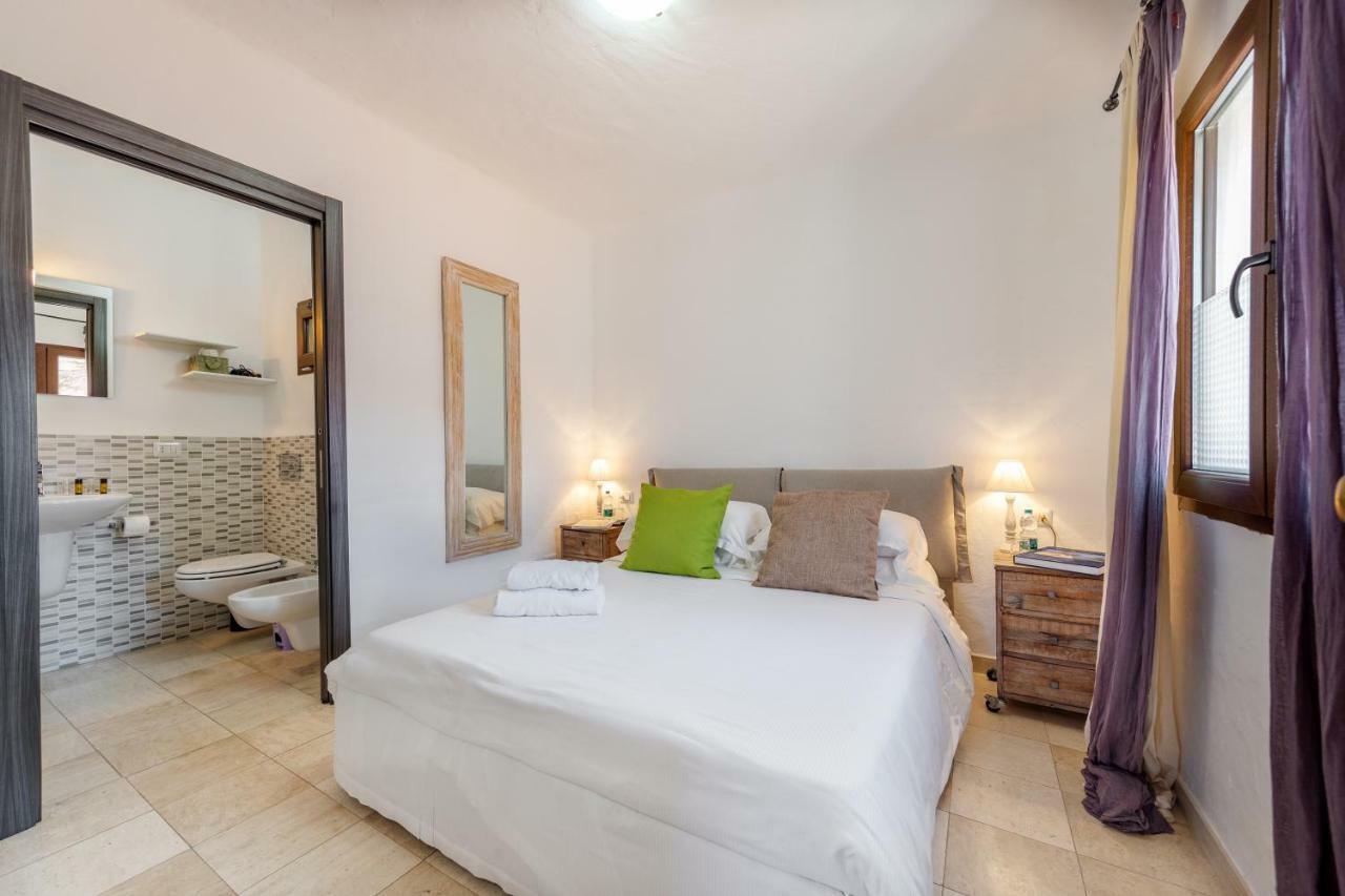 Locanda Tartarughino - Luxury Suites In Porto Rotondo Buitenkant foto