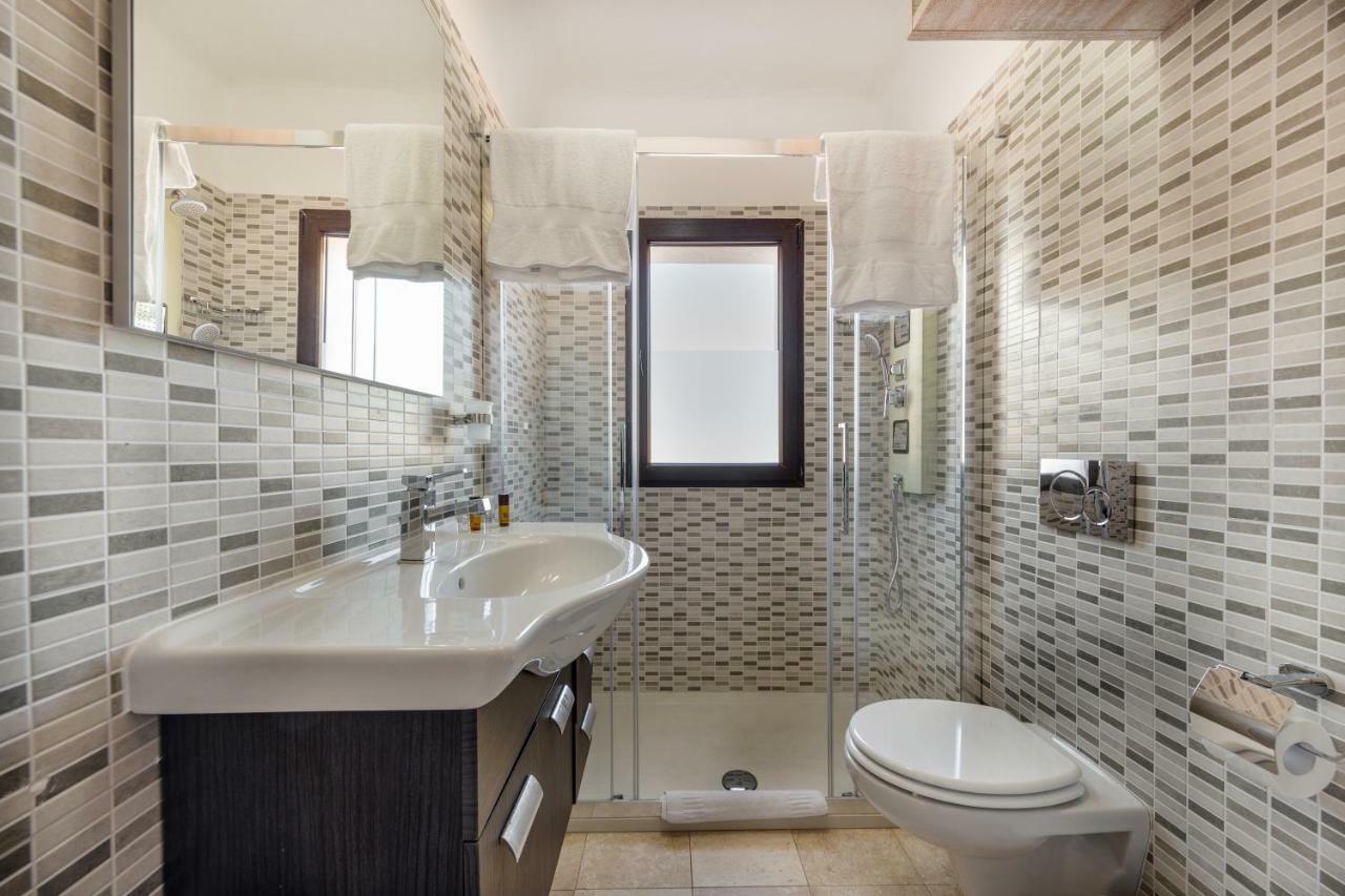 Locanda Tartarughino - Luxury Suites In Porto Rotondo Buitenkant foto